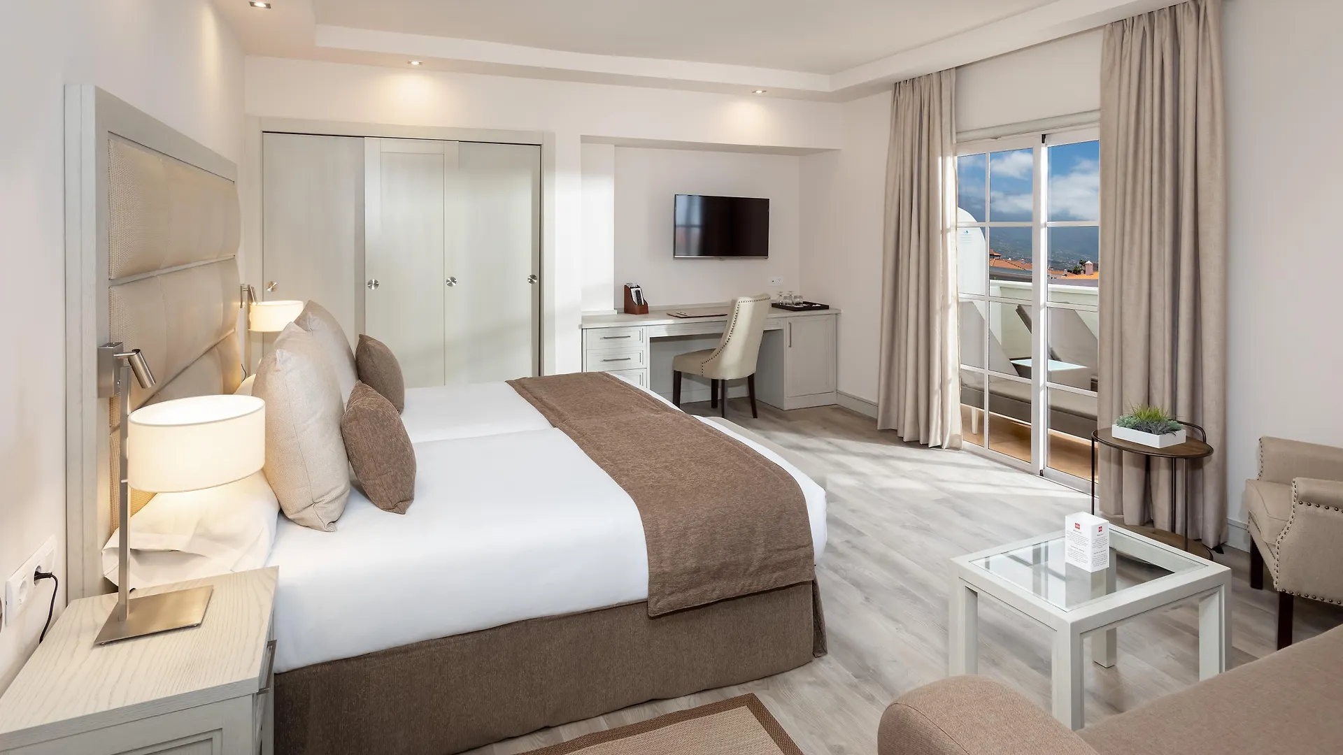 Hotel RIU Garoé Puerto de la Cruz  Puerto de la Cruz (Tenerife)