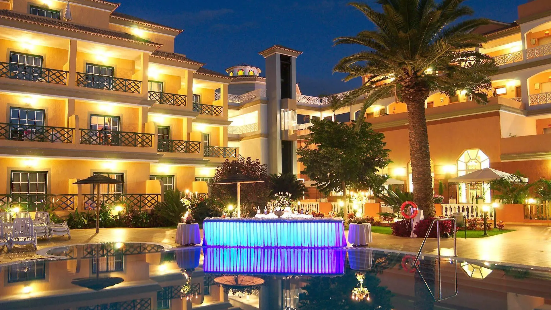 Hotel RIU Garoé Puerto de la Cruz   Puerto de la Cruz (Tenerife)